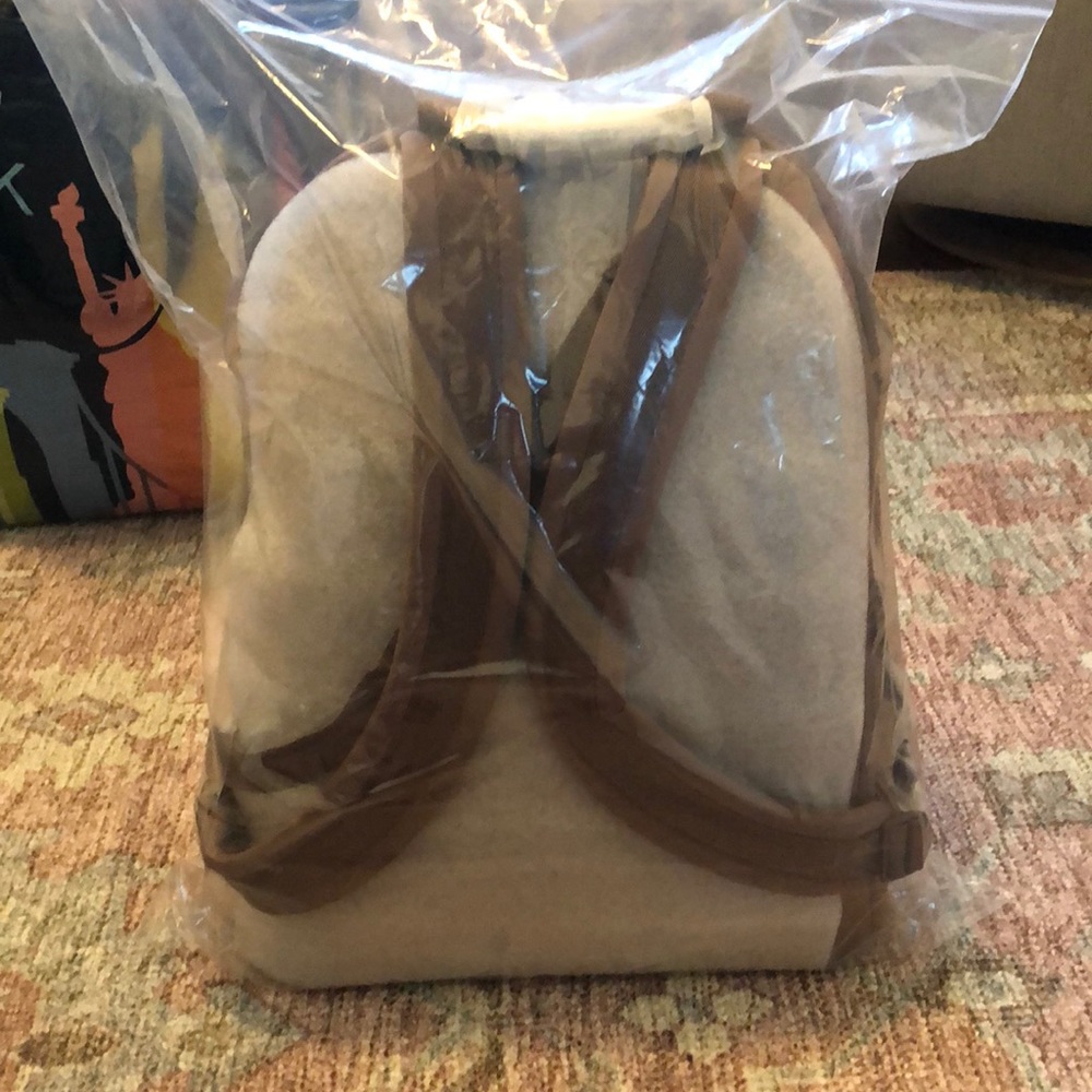 NWT Dagne Dover Large Dakota Neoprene Backpack - Picture 4 of 11